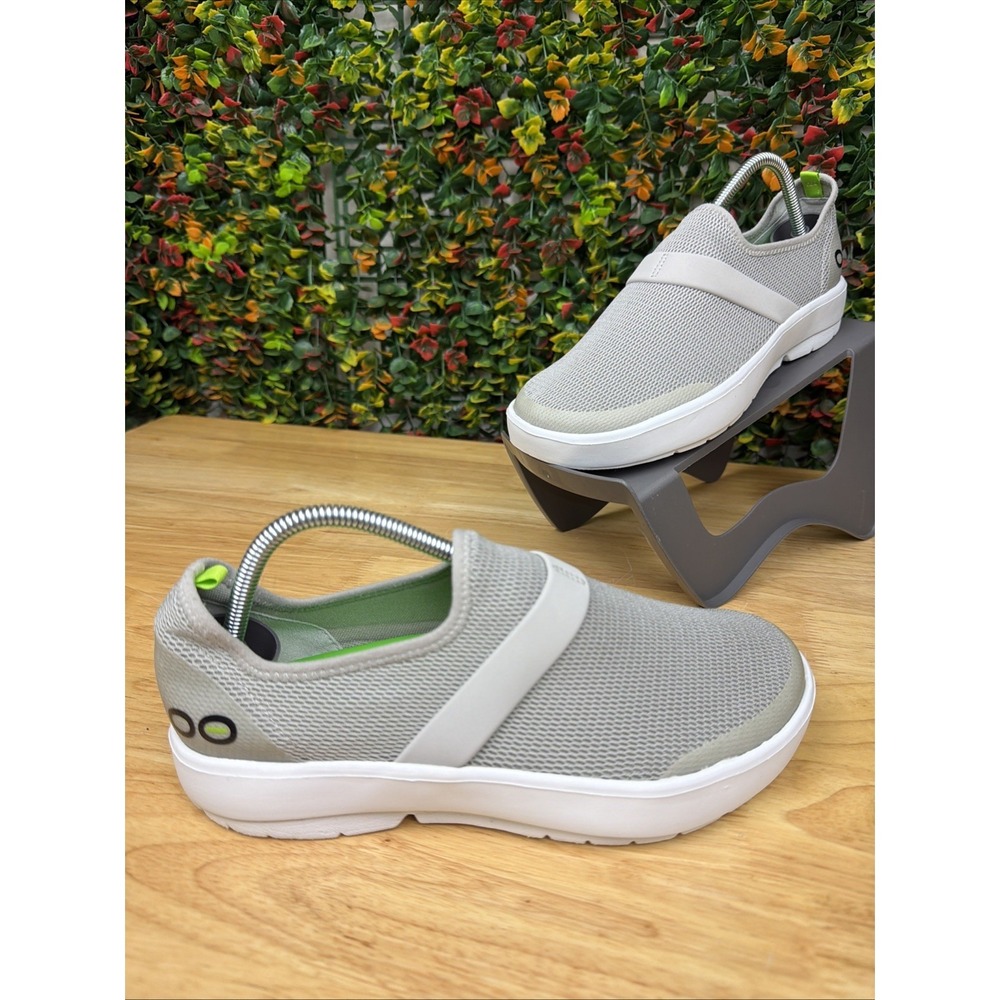 Oofos Slip On Shoe Oomg Eezee Recovery Taupe Canvas Stretch Women's US 7‎ EU 38